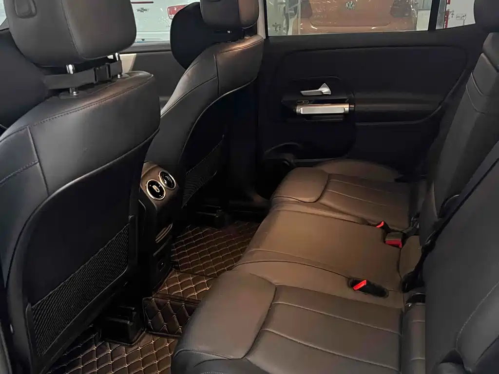 Mercedes-Benz Mercedes-Benz GLB 2022 Facelift GLB 200 Style 2022 - thumbnail 5
