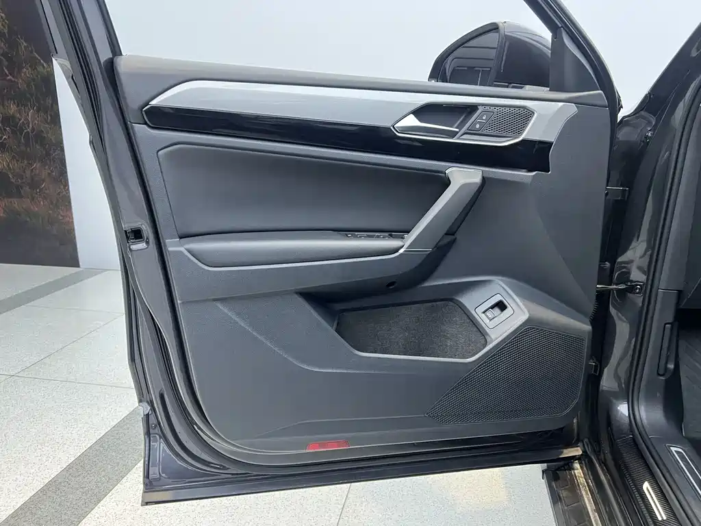 Volkswagen Tayron 2021 280TSI 2WD Luxury Intelligent Connection Edition 2021 - thumbnail 12