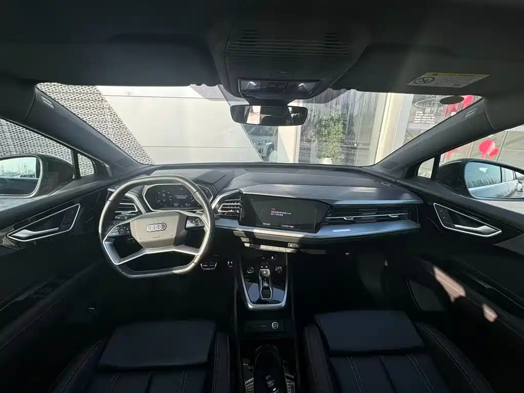 Audi Audi Q4 e-tron 2024 40 e-tron Edition One 2024 - thumbnail 6