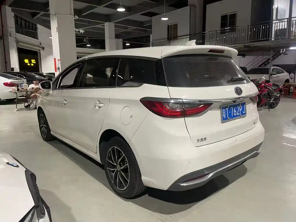 BYD BYD Song MAX 2018 1.5T Automatic Intelligent Luxury 6-Seat 2019 - thumbnail 5