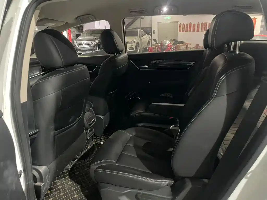 BYD BYD Song MAX 2018 1.5T Automatic Intelligent Luxury 6-Seat 2019 - thumbnail 7