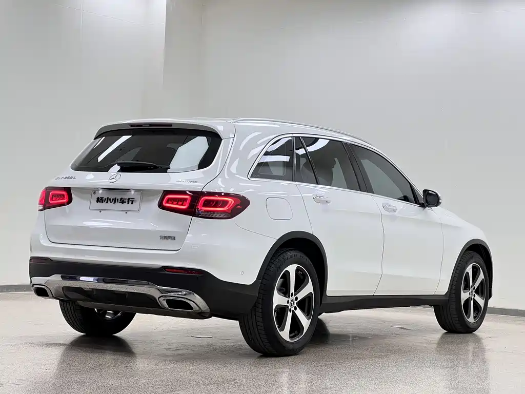 Mercedes-Benz Mercedes-Benz GLC 2022 GLC 260 L 4MATIC Sport Edition 2022 - thumbnail 3
