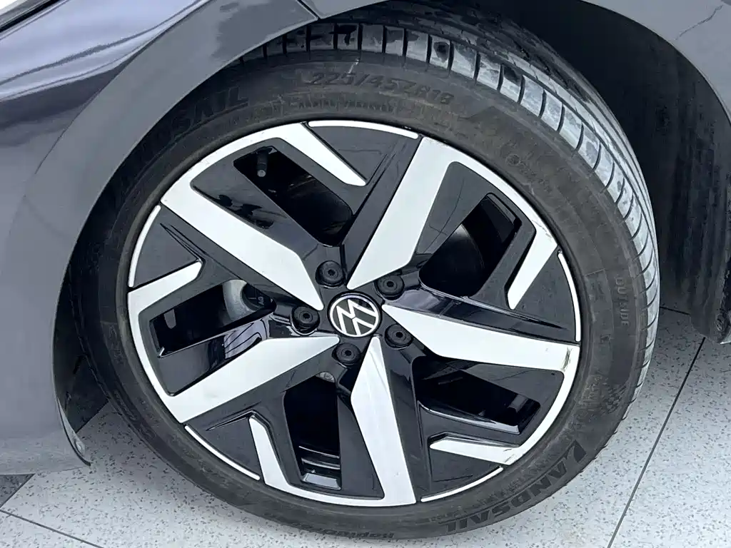 Volkswagen Lamando 2022 Lamando L 280TSI DSG Cool & Spicy Edition 2022 - thumbnail 7