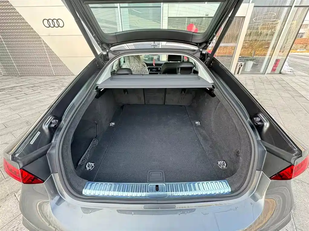 Audi Audi A7 2024 45 TFSI Premium Selection 2026 - thumbnail 8
