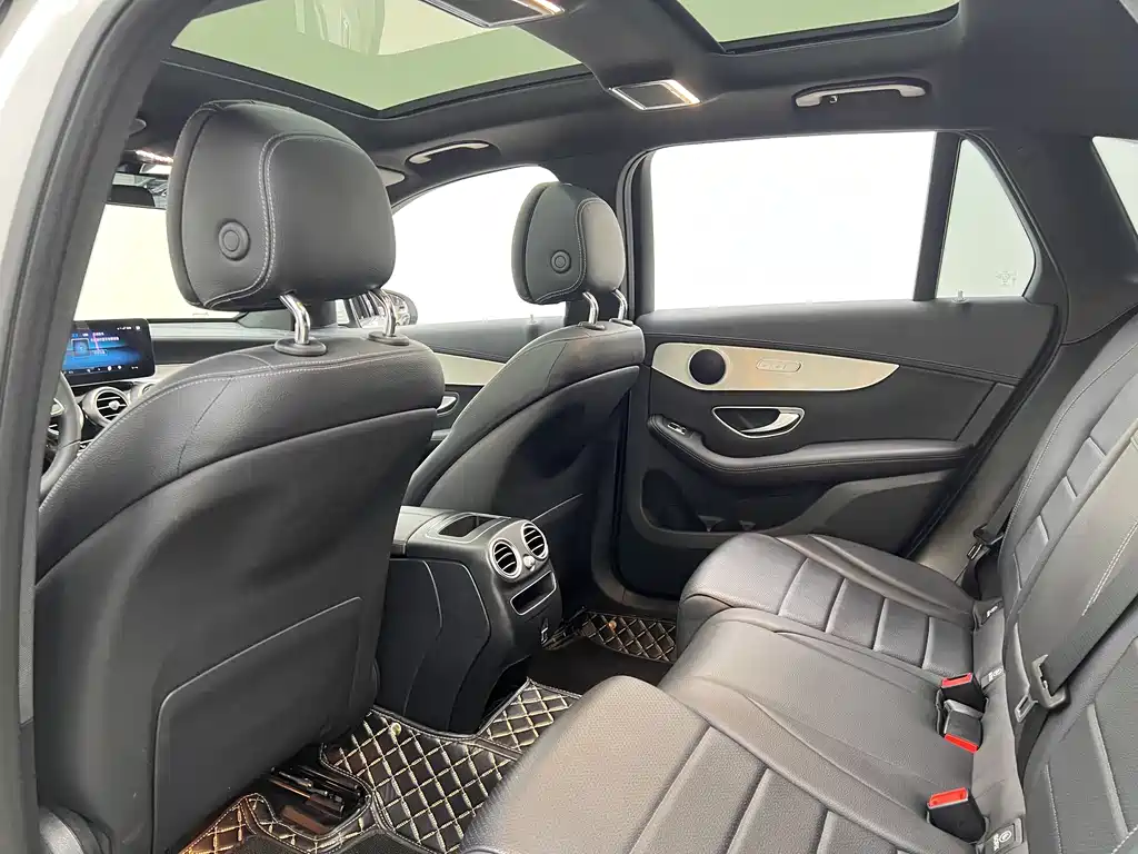 Mercedes-Benz Mercedes-Benz GLC 2022 GLC 260 L 4MATIC Sport Edition 2022 - thumbnail 12