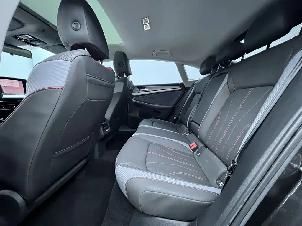 Volkswagen Lamando 2022 Lamando L 280TSI DSG Cool & Spicy Edition 2022 - thumbnail 12