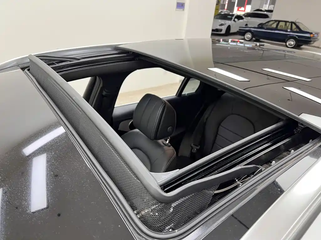 Mercedes-Benz Mercedes-Benz GLC 2022 GLC 260 L 4MATIC Sport Edition 2022 - thumbnail 19