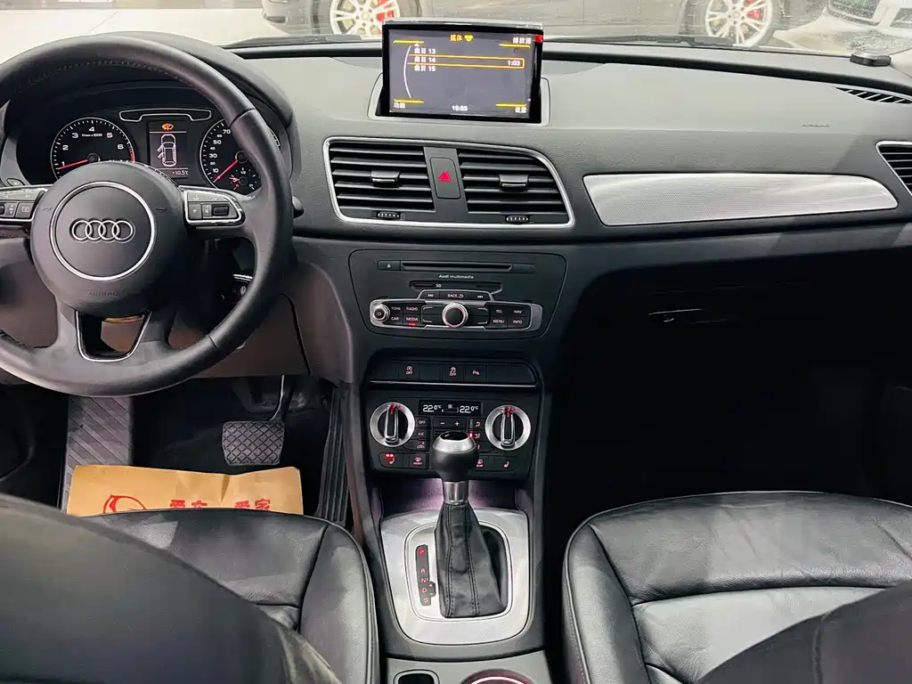 Audi Audi Q3 2015 35 TFSI Comfort Line 2014 - thumbnail 7