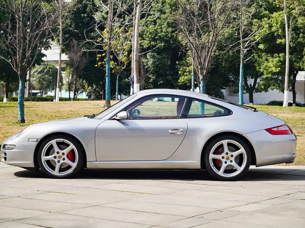 Porsche Porsche 911 (2008) 3.8L Manual 2008 - thumbnail 4
