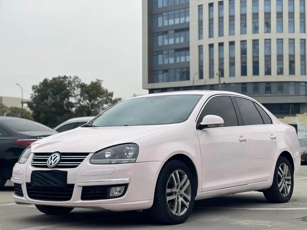 Volkswagen Volkswagen Sagitar 2011 1.6L Automatic Comfort Edition 2011