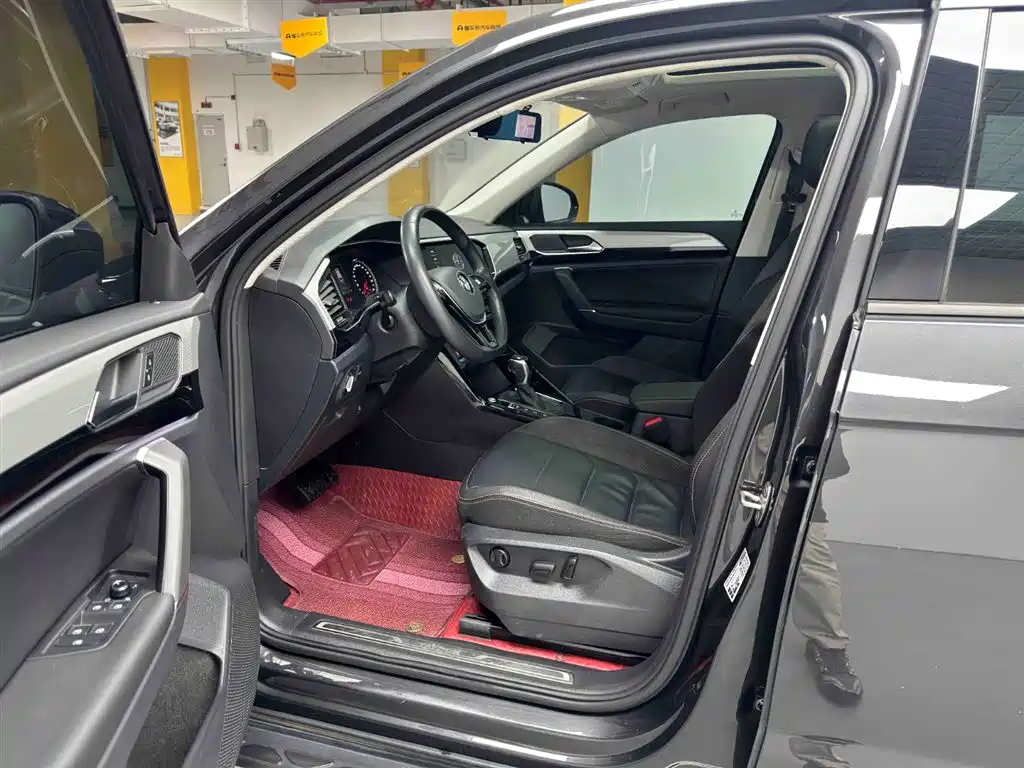 Volkswagen Tayron 2020 280TSI Front-Wheel Drive Luxury Smart Connect Edition 2020 - thumbnail 9
