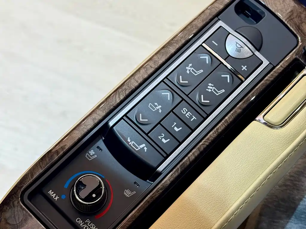Toyota Alphard 2020 Dual Engine 2.5L Prestige Edition 2025 - thumbnail 29