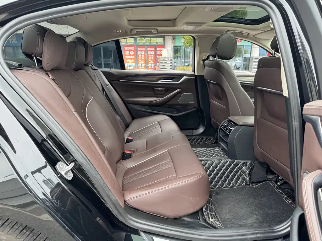BMW BMW 5 Series 2022 530Li Leading Model Luxury Package 2022 - thumbnail 14