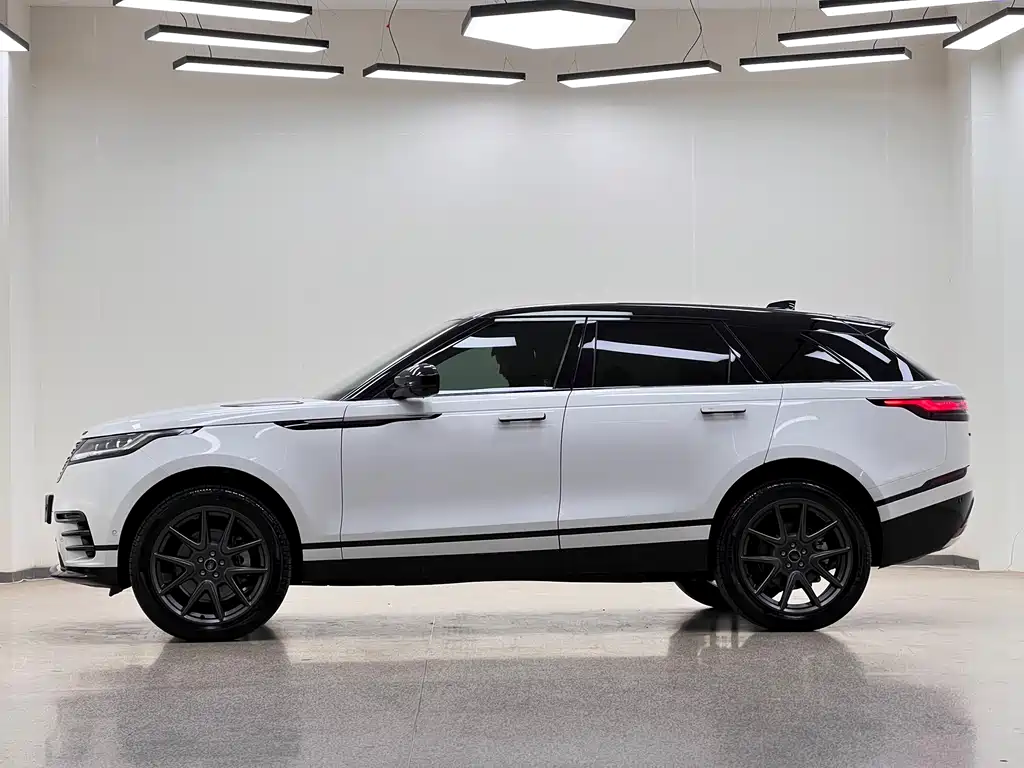 Land Rover Range Rover Sport 2024 Dynamic HSE 2024 - thumbnail 4