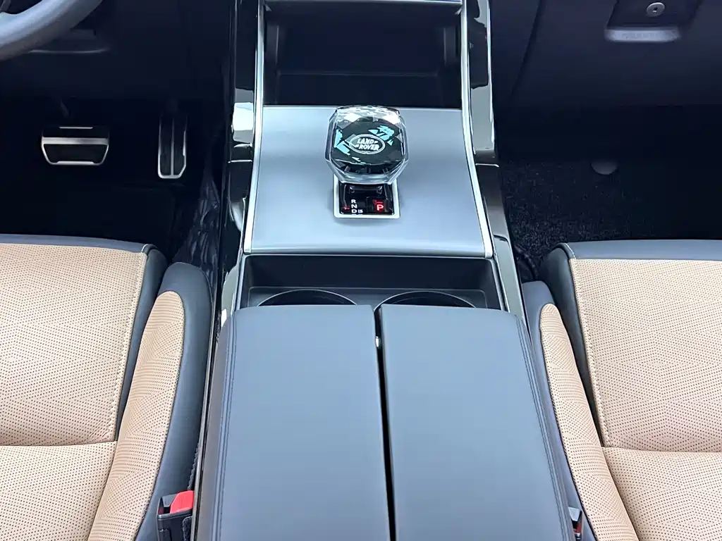 Land Rover Range Rover Sport 2024 Dynamic HSE 2024 - thumbnail 25