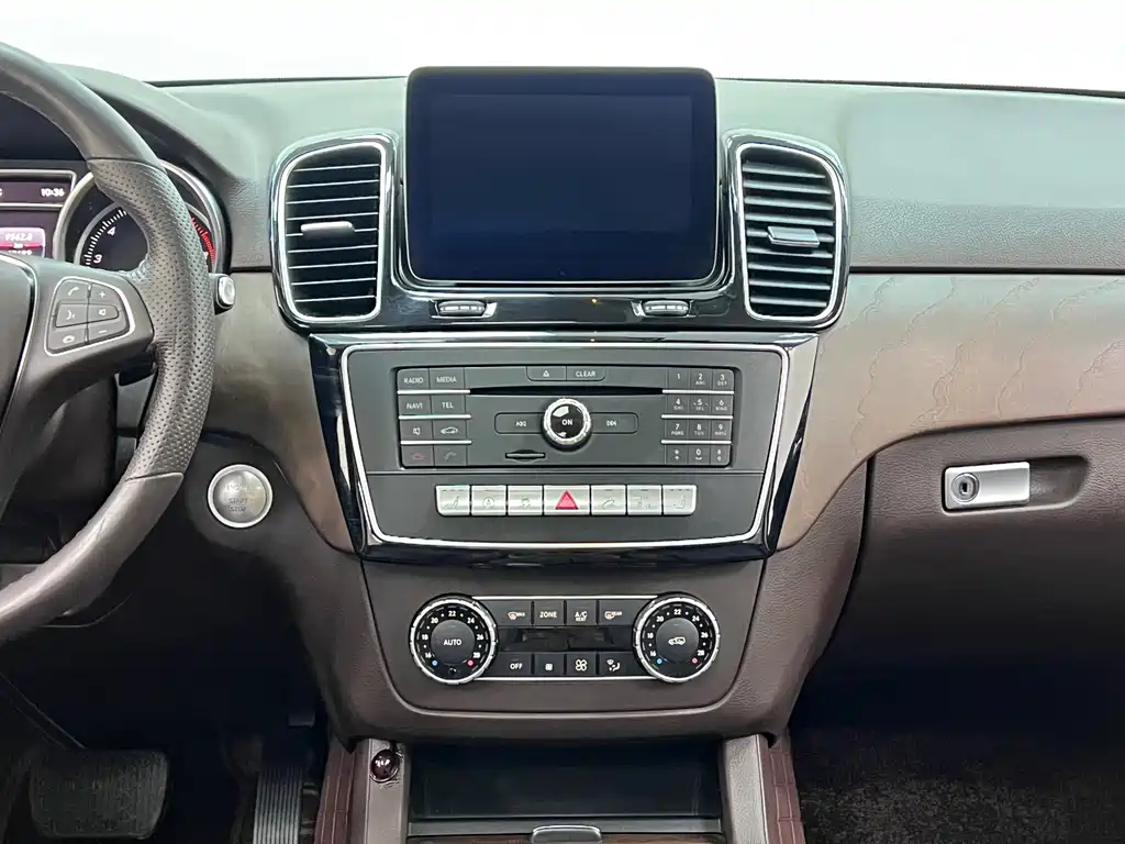 Mercedes-Benz Mercedes-Benz GLE 2016 GLE 320 4MATIC Dynamic Model 2016 - thumbnail 24