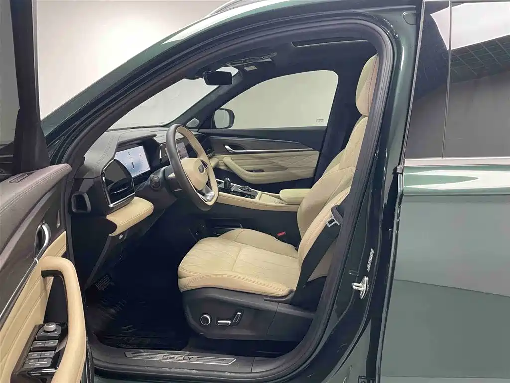 Geely Auto Geely Xingyue L 2025 Edition Dongfang Yao 2.0TD Automatic AWD Moon Gazing Version 2024 - thumbnail 11