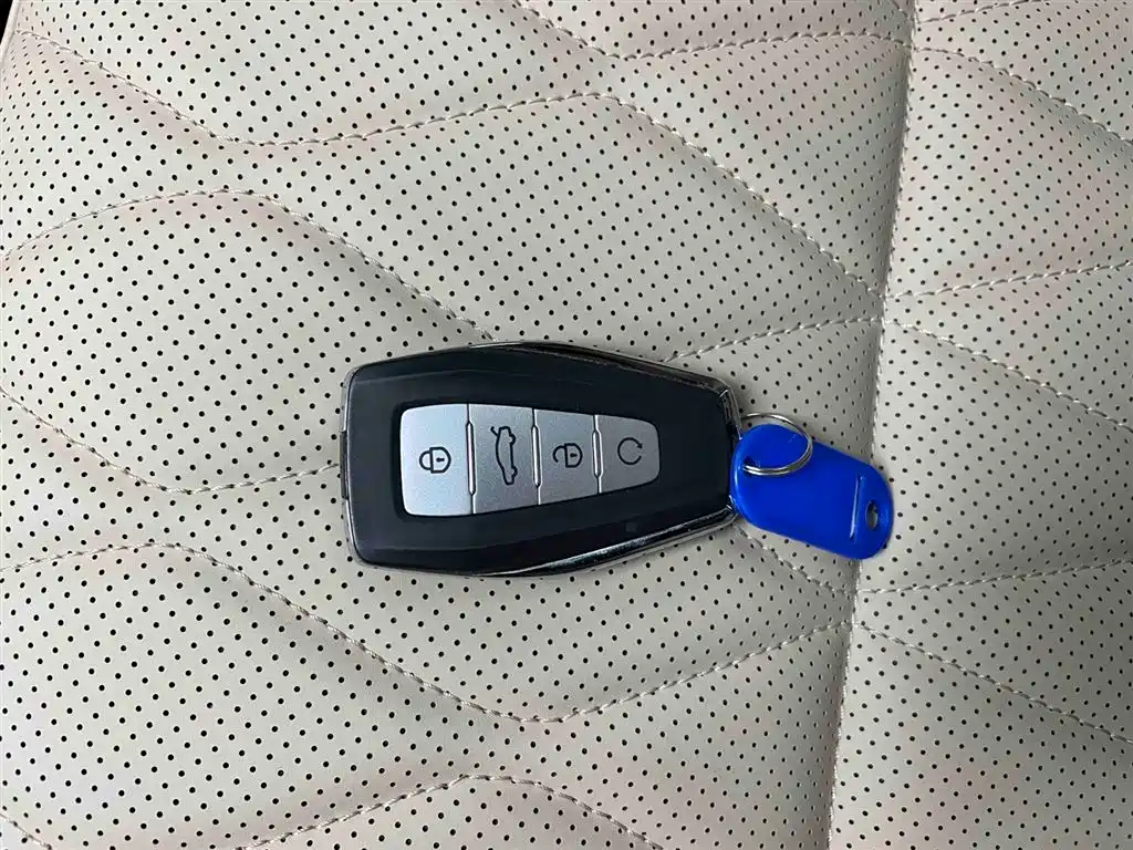 Geely Auto Geely Xingyue L 2025 Edition Dongfang Yao 2.0TD Automatic AWD Moon Gazing Version 2024 - thumbnail 20