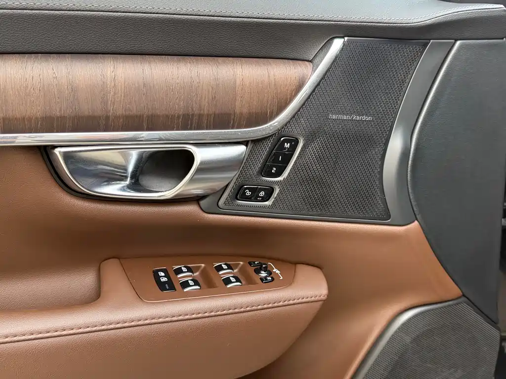 Volvo Volvo S90 2025 B5 Intelligent Luxury Edition 2024 - thumbnail 6