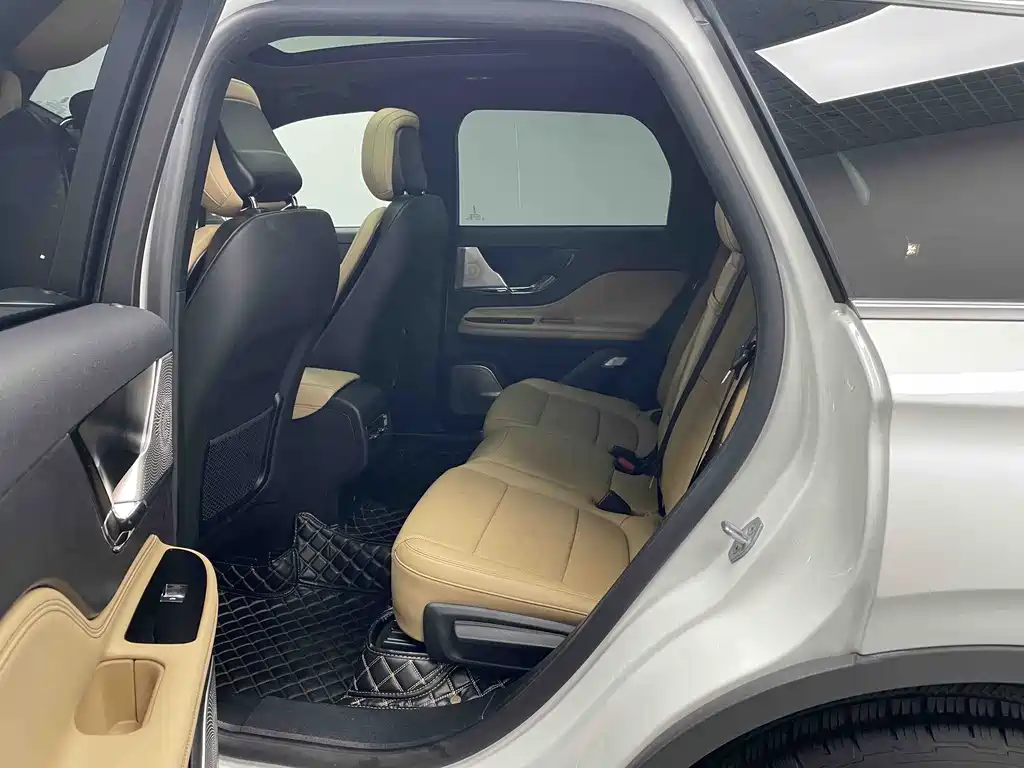 Lincoln Liberator 2021 2.0T Two-Wheel Drive Elegant Edition 2021 - thumbnail 10