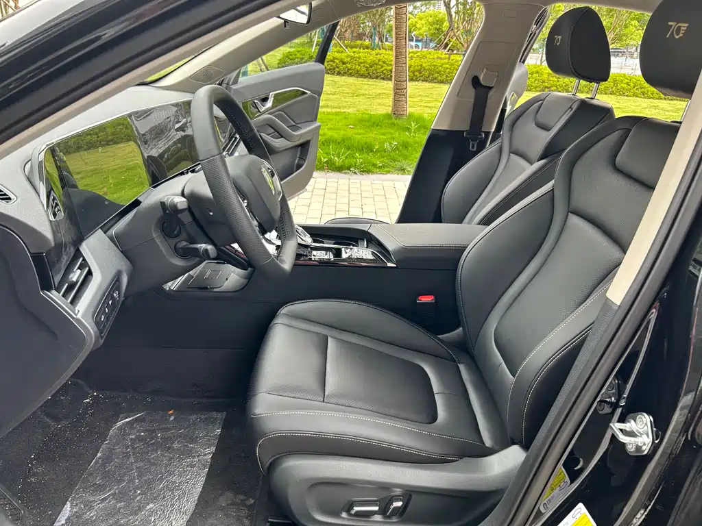 Bestune Bestune B70 2021 1.5T Automatic Enjoy Edition 2022 - thumbnail 14