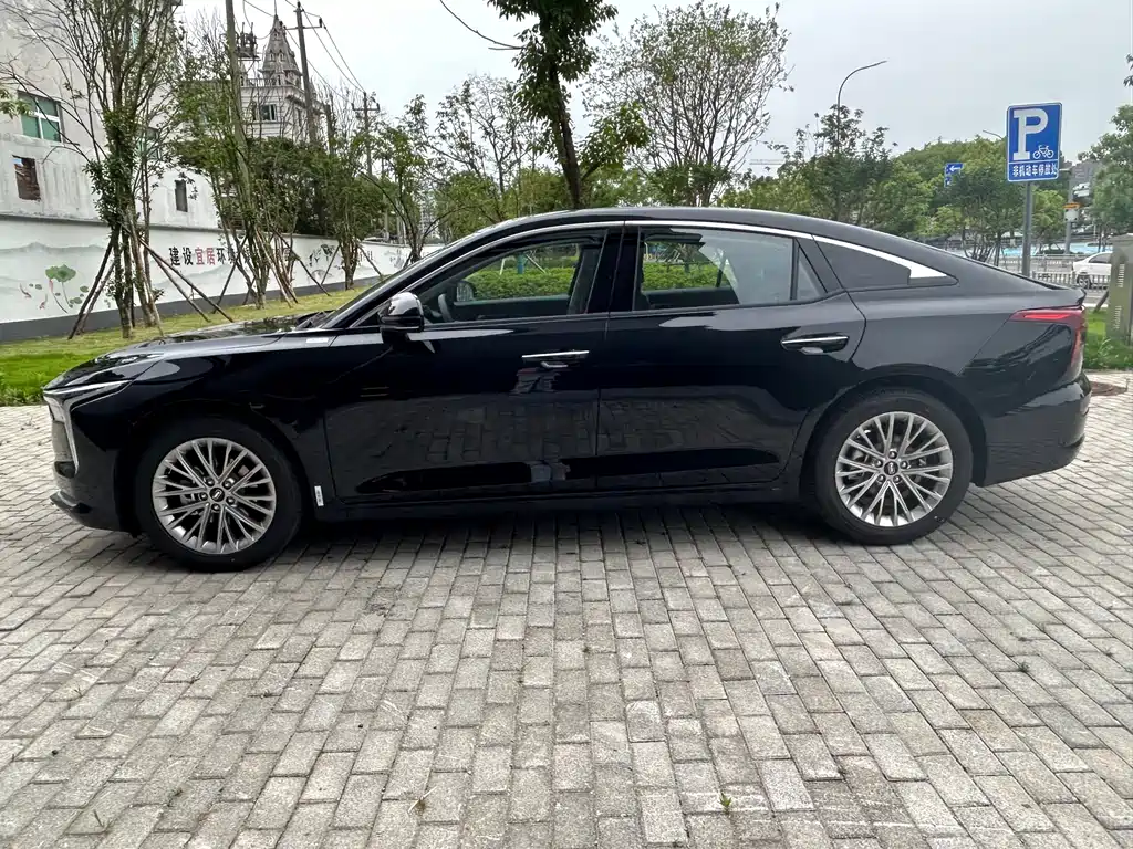 Bestune Bestune B70 2021 1.5T Automatic Enjoy Edition 2022 - thumbnail 18