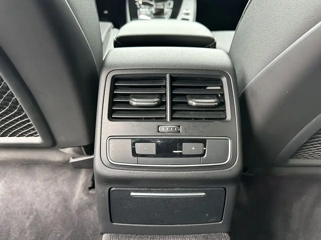 Audi Audi A4L 2023 40 TFSI Premium Dynamic Edition 2023 - thumbnail 14