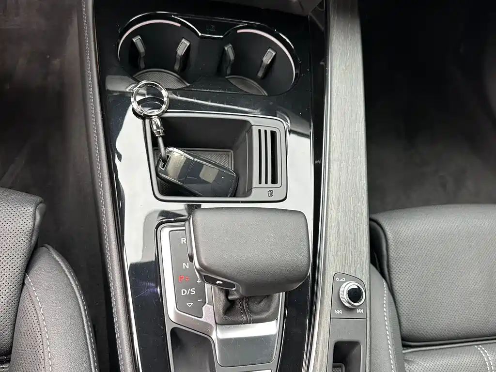 Audi Audi A4L 2023 40 TFSI Premium Dynamic Edition 2023 - thumbnail 18