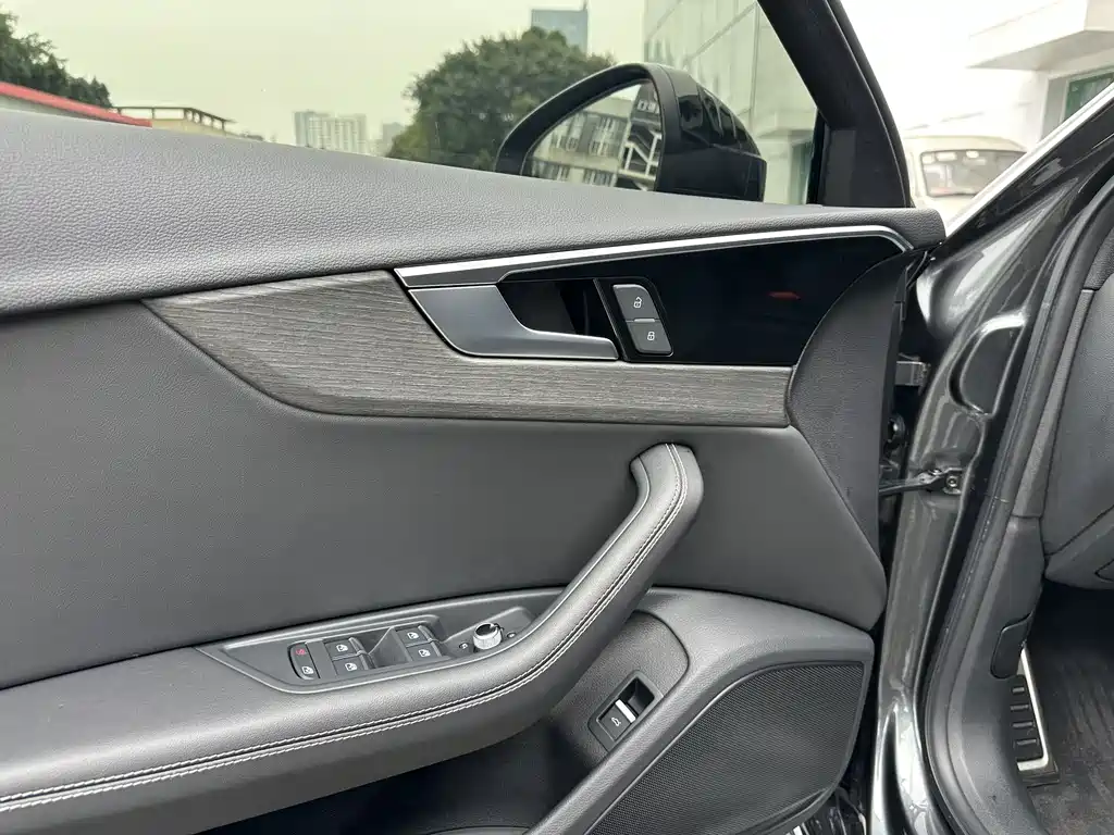 Audi Audi A4L 2023 40 TFSI Premium Dynamic Edition 2023 - thumbnail 20