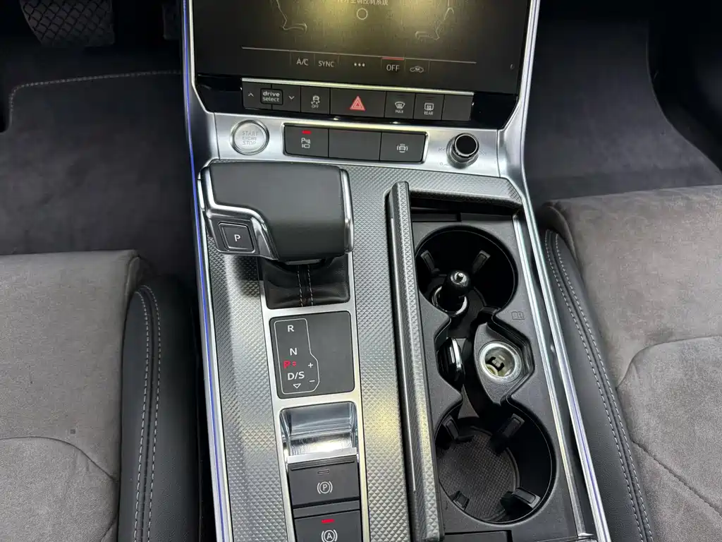 Audi Audi A6L 2020 45 TFSI quattro Premium Dynamic Edition 2020 - thumbnail 4