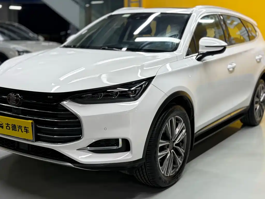 BYD BYD Tang 2018 2.0T Automatic Intelligent Premium 7-seater China V 2018
