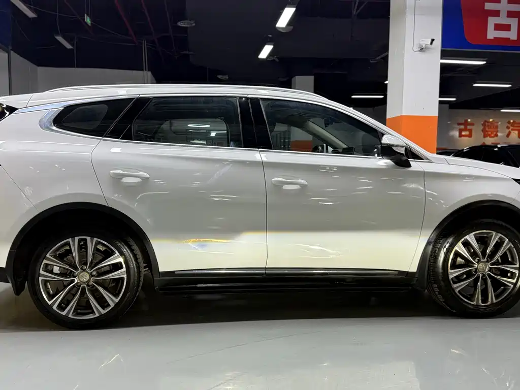 BYD BYD Tang 2018 2.0T Automatic Intelligent Premium 7-seater China V 2018 - thumbnail 4