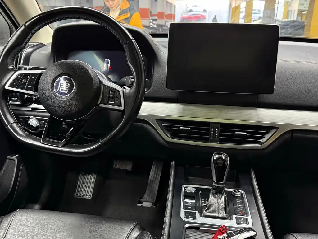 BYD BYD Tang 2018 2.0T Automatic Intelligent Premium 7-seater China V 2018 - thumbnail 16