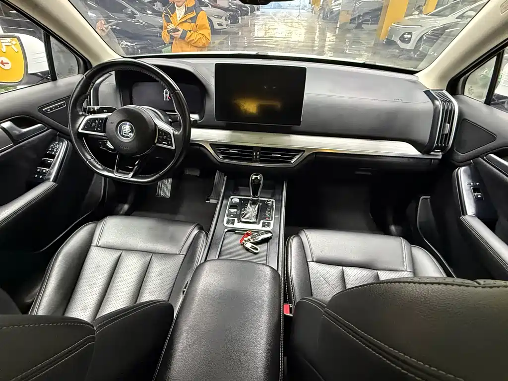 BYD BYD Tang 2018 2.0T Automatic Intelligent Premium 7-seater China V 2018 - thumbnail 17