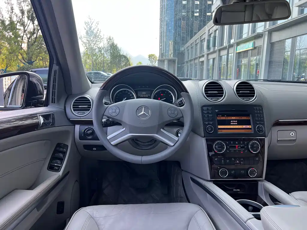 Mercedes-Benz Mercedes-Benz GL-Class 2011 GL 450 4MATIC Premium 2012 - thumbnail 13