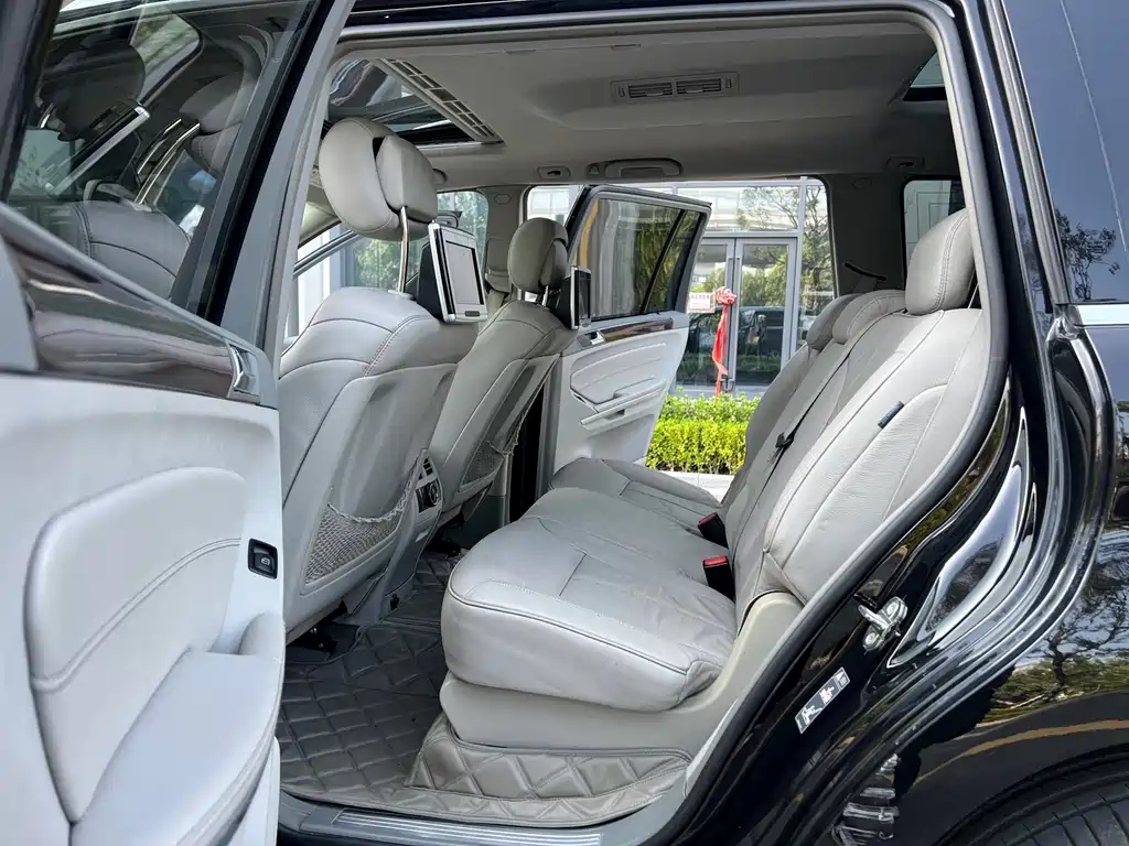Mercedes-Benz Mercedes-Benz GL-Class 2011 GL 450 4MATIC Premium 2012 - thumbnail 17