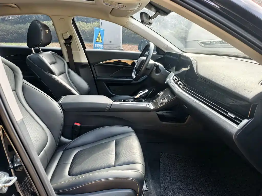 Bestune Bestune B70 2021 1.5T Automatic Enjoy Edition 2022 - thumbnail 12