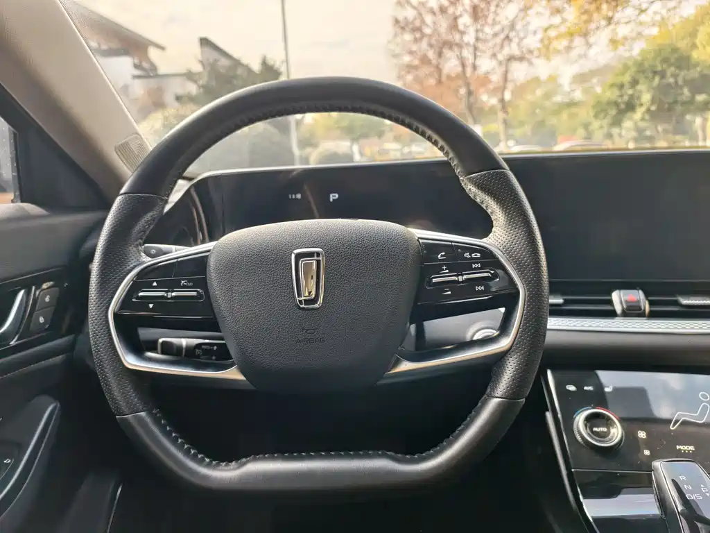 Bestune Bestune B70 2021 1.5T Automatic Enjoy Edition 2022 - thumbnail 15