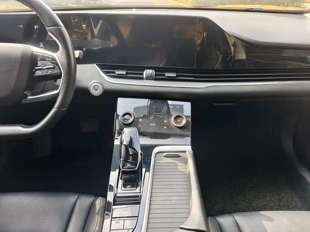 Bestune Bestune B70 2021 1.5T Automatic Enjoy Edition 2022 - thumbnail 16