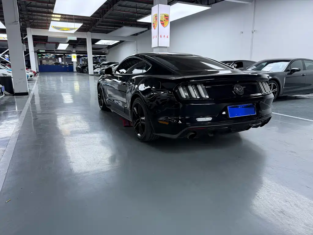 Ford Mustang 2016 2.3T Performance Edition 2016 - thumbnail 16