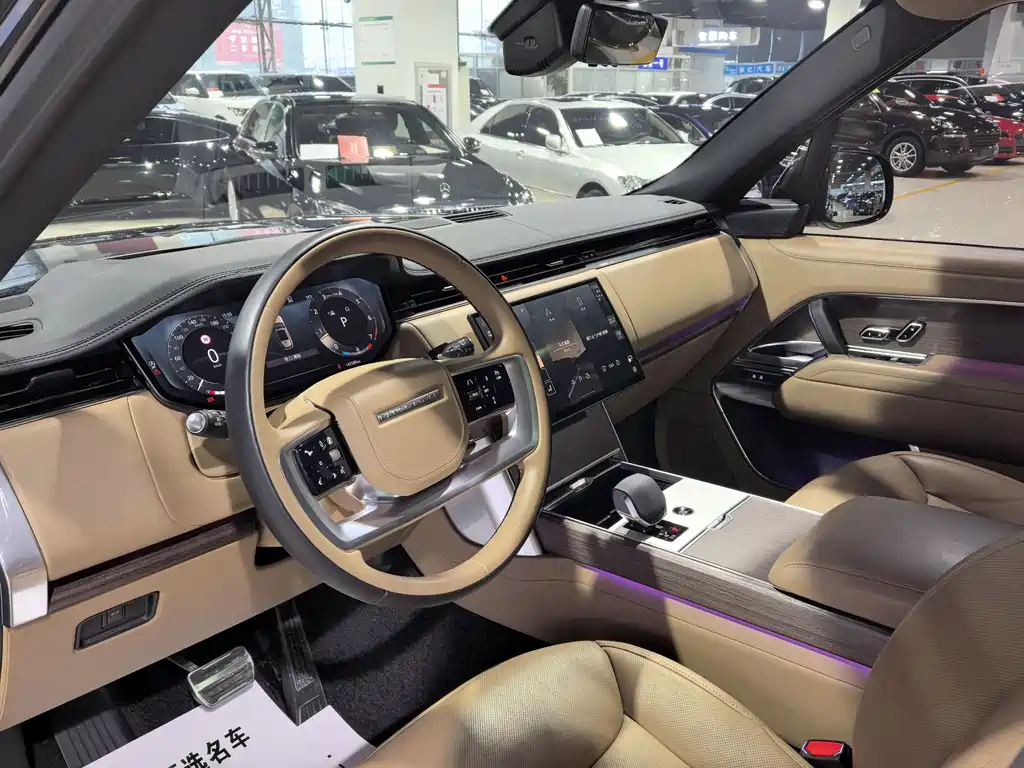 Land Rover Range Rover 2024 3.0 L6 400PS Autobiography Long Wheelbase 2024 - thumbnail 8