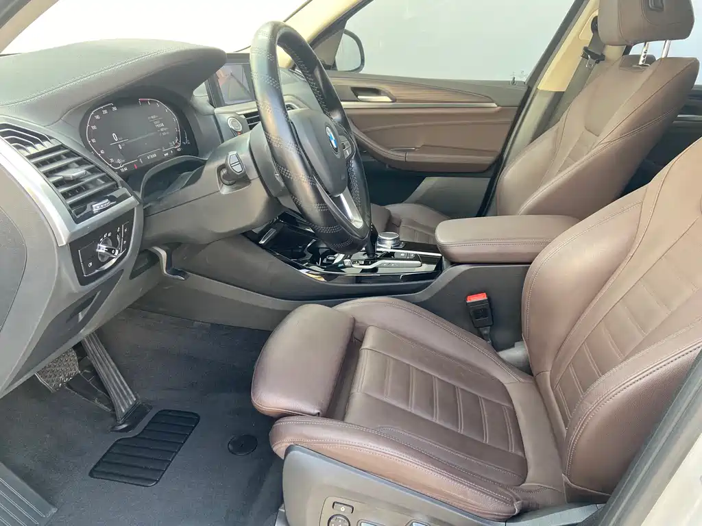 BMW BMW X3 2021 xDrive28i Luxury Package 2021 - thumbnail 6