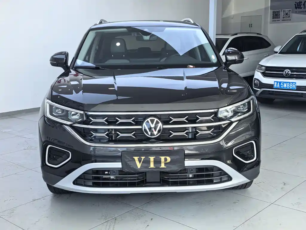 Volkswagen Tayron 2023 280TSI 2WD Luxury Plus Advanced Edition 2022 - thumbnail 2
