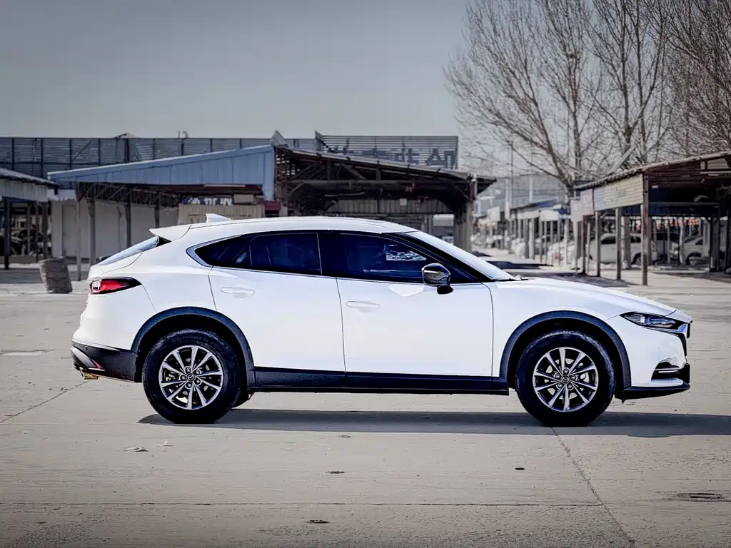 Mazda Mazda CX-4 2021 2.0L Automatic 2WD Skyactive Version 2023 - thumbnail 7