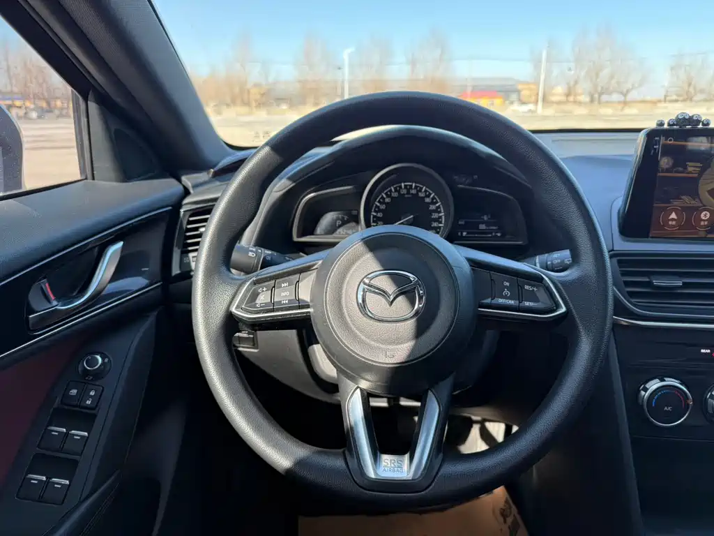 Mazda Mazda CX-4 2021 2.0L Automatic 2WD Skyactive Version 2023 - thumbnail 13