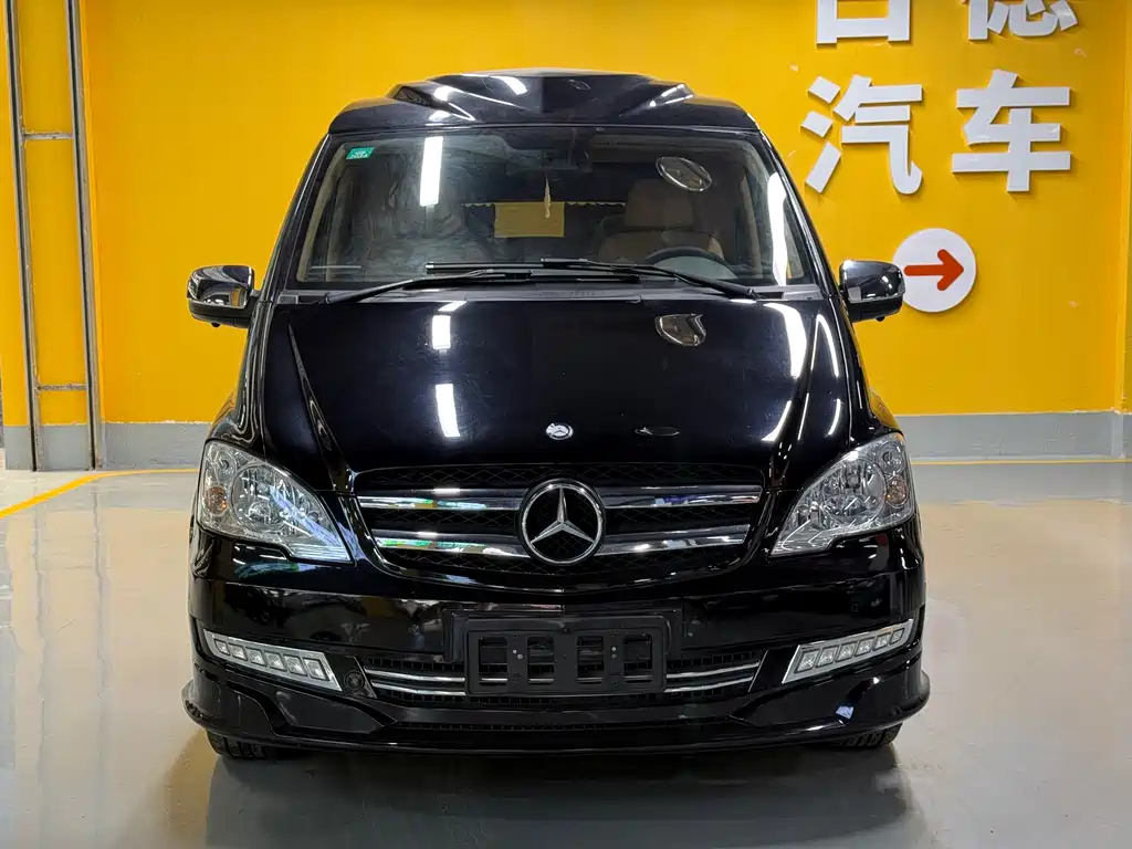Mercedes-Benz Viano 2013 3.0L Elite Edition 2016 - thumbnail 2