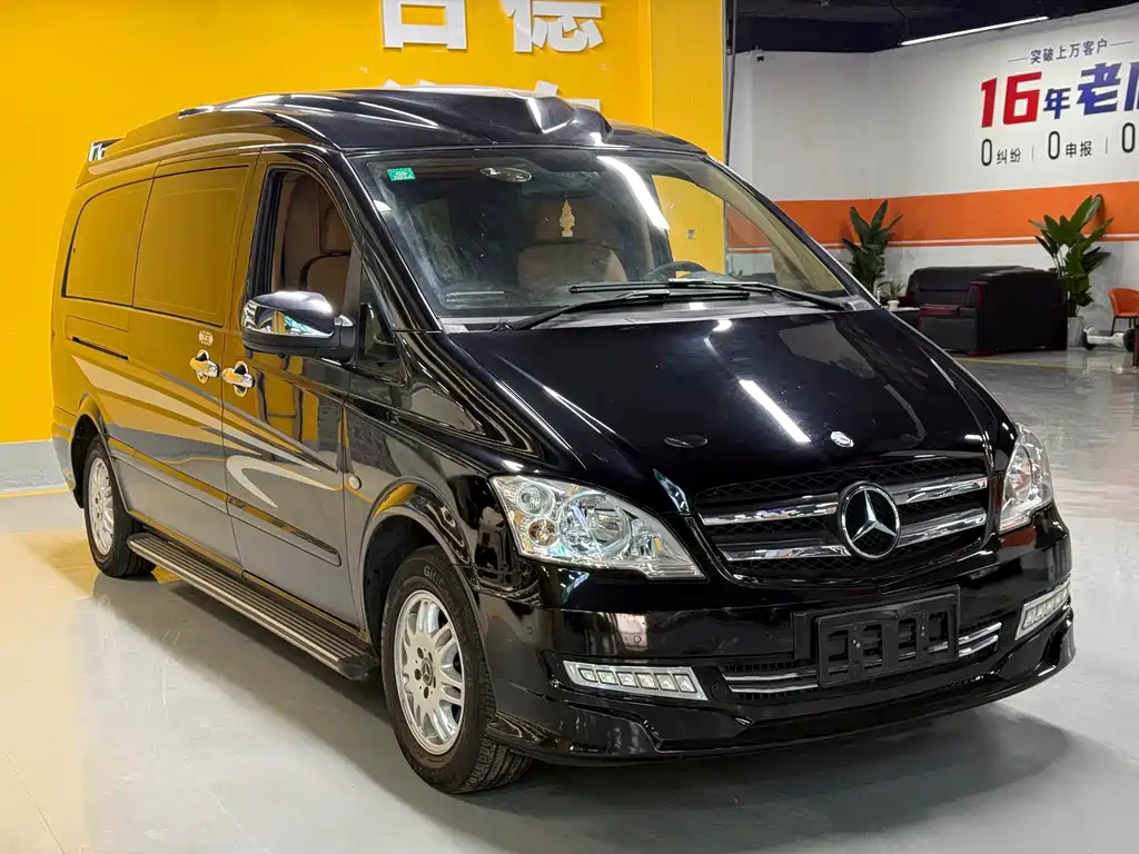 Mercedes-Benz Viano 2013 3.0L Elite Edition 2016 - thumbnail 3