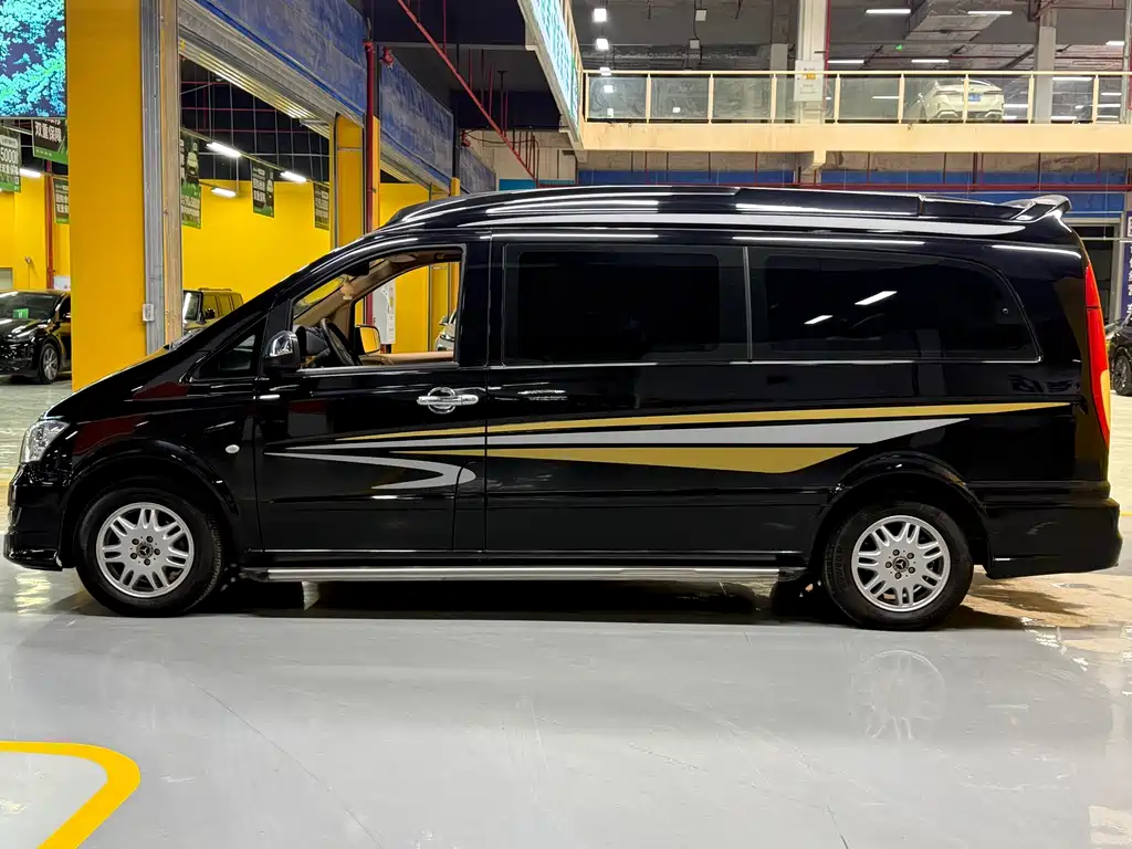 Mercedes-Benz Viano 2013 3.0L Elite Edition 2016 - thumbnail 4