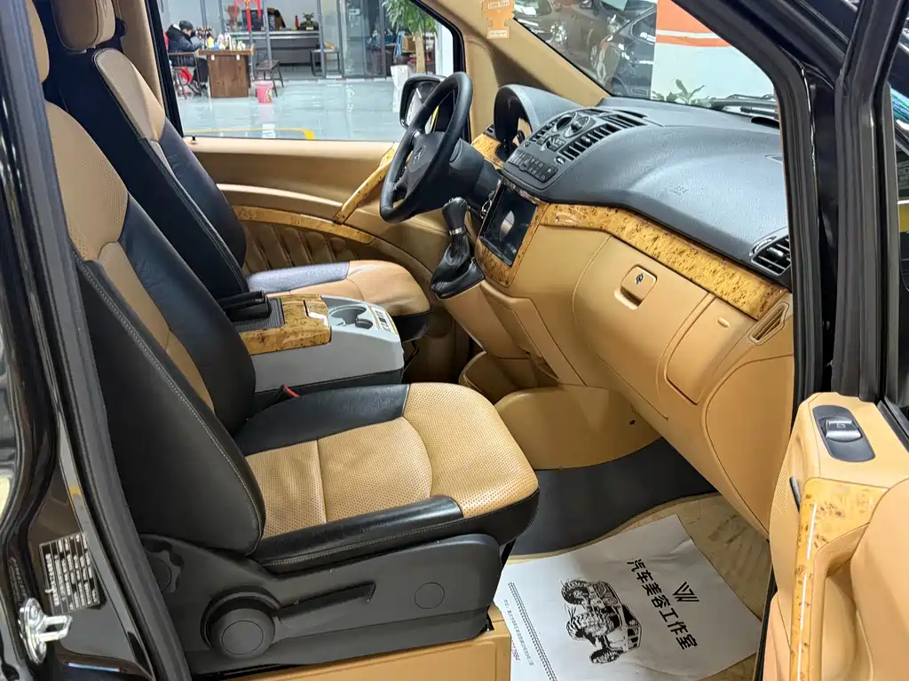 Mercedes-Benz Viano 2013 3.0L Elite Edition 2016 - thumbnail 9