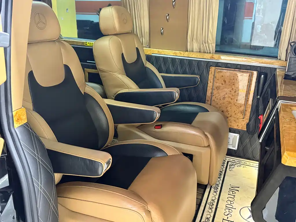 Mercedes-Benz Viano 2013 3.0L Elite Edition 2016 - thumbnail 10